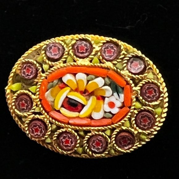 Vintage Composite Floral Mosaic brooch pin Floral - Picture 1 of 9